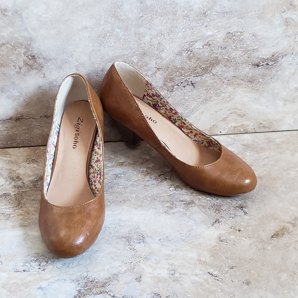 Zigi Soho • Cognac Kitten Heel Dress Shoe - Picture 2 of 8